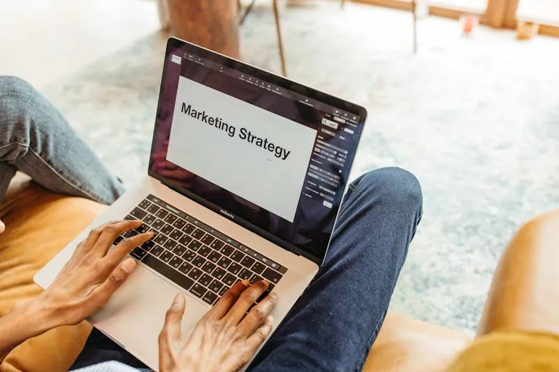 Online marketing concept displayed on a laptop screen
