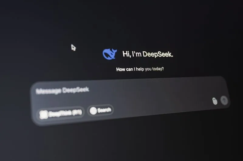 Automated chat interface on a screen